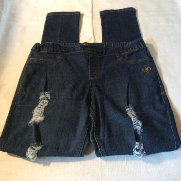 Southpole Jeans Co. Distressed Denim Jeggings. - Picture 2 of 7